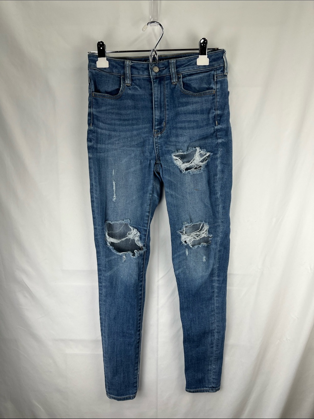 American Eagle - Women’s Jeans - Size 2 - Distressed - Super high Rise Jegging
